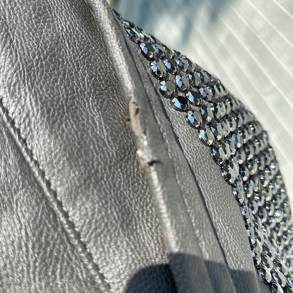 Gray clutch with beading, never used, slight imperfections - Picture 7 of 8